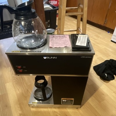 BUNN VPR Series Commercial Decanter Coffee Brewer 2 Warmers Two Glass Carafes