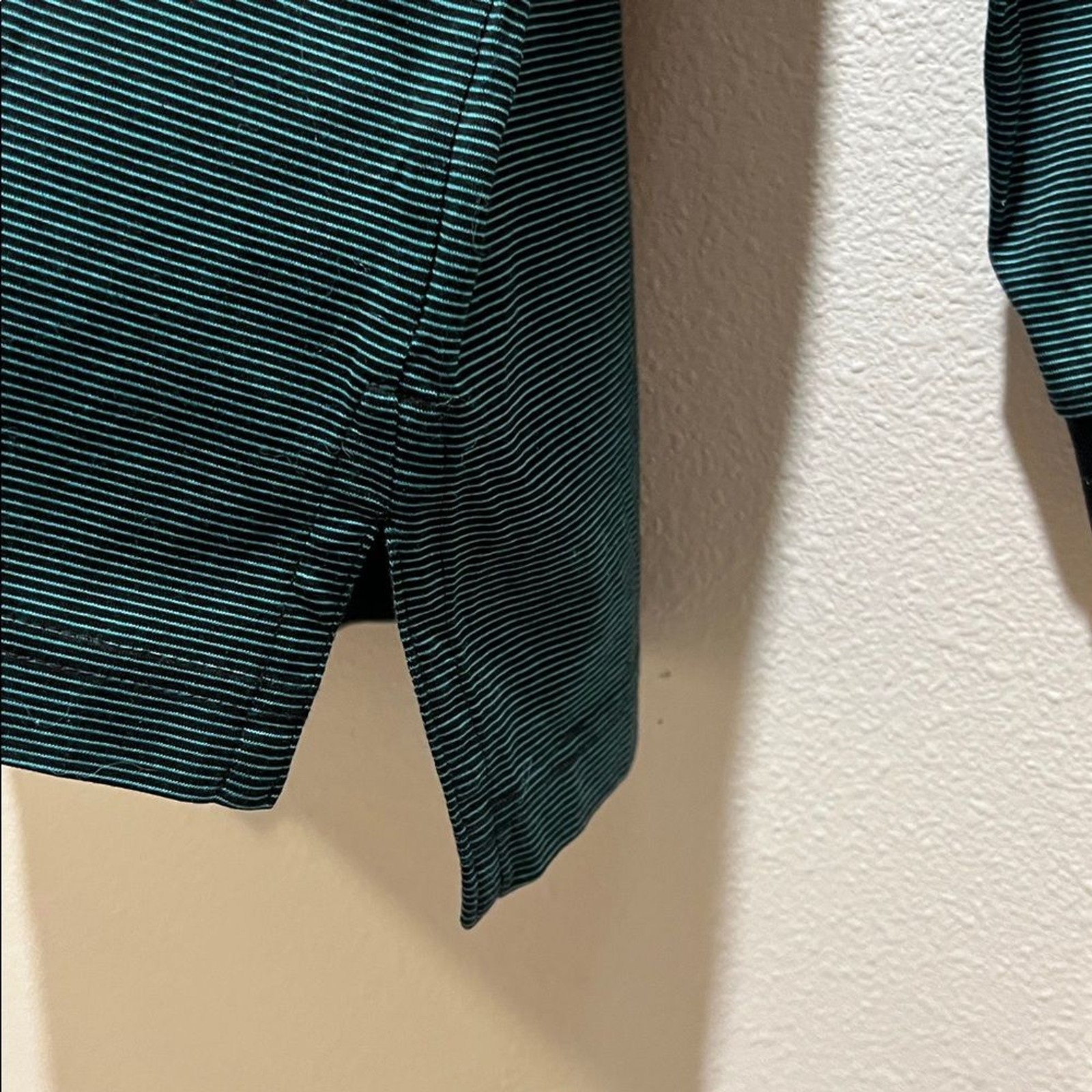 Peter Millar Lyons Stripe Performance Jersey Men'… - image 4