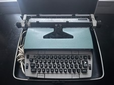 Smith-Corona 220 Automatic Typewriter Excellent Working Condition thumbnail