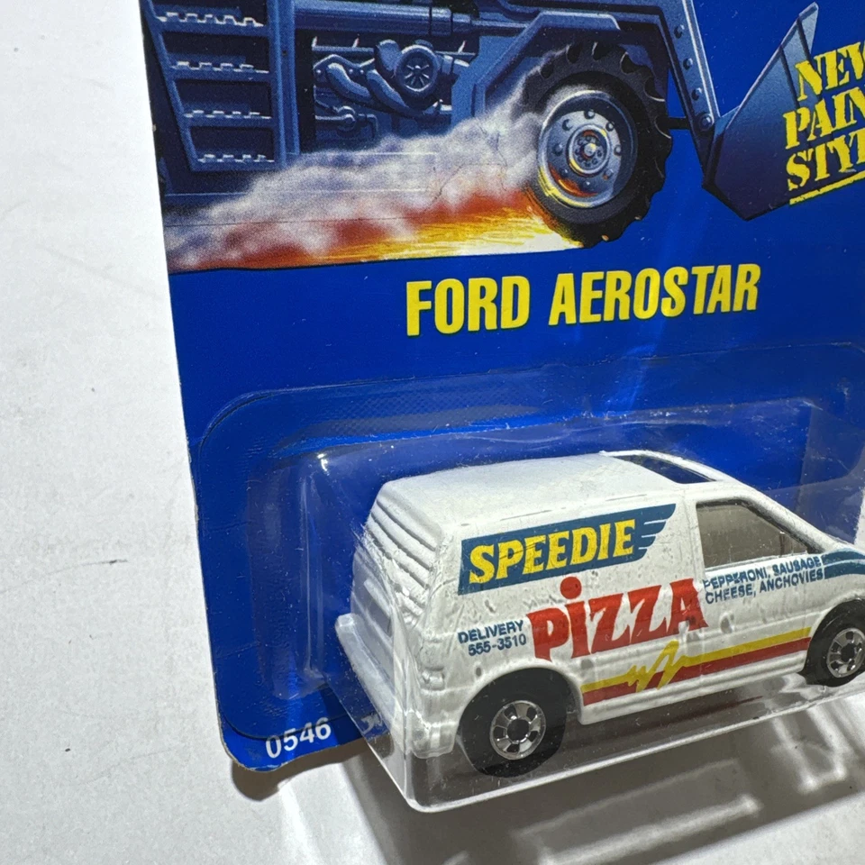 Ford Aerostar #186 Speedie Pizza Delivery Van 1990 Hot Wheels tarjeta azul Foto 3 de 4