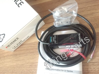 New In Box KEYENCE LV-21AP Laser Sensor