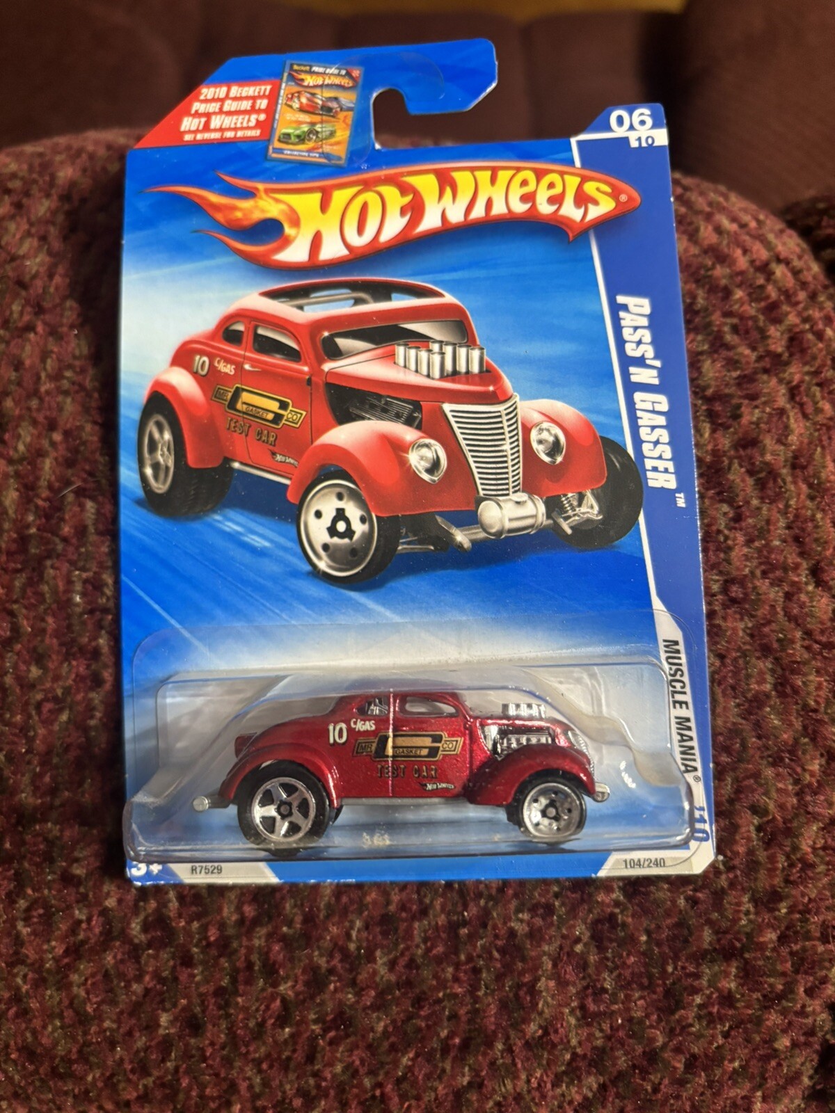 2010 Hot Wheels Pass' N Gasser #104