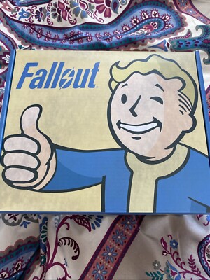 Fallout Official Bethesda Blue & Yellow Vault-Tec Knit Scarf 