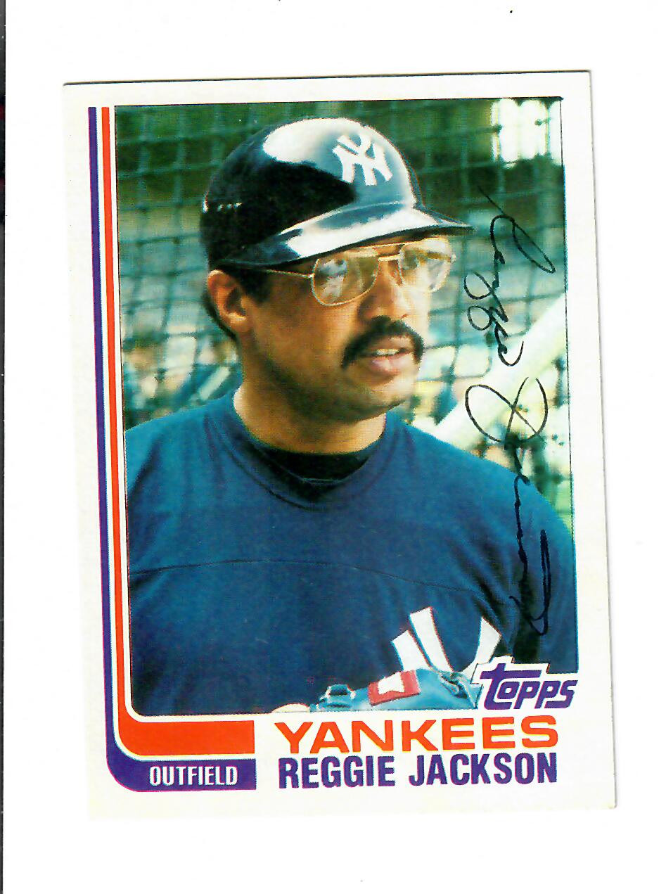 1982 TOPPS BASEBALL # 300 REGGIE JACKSON NICE CARD