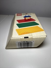 LEGO System Set 629 Three Small Baseplates 4204 Red Green Yellow Nib New 8x16