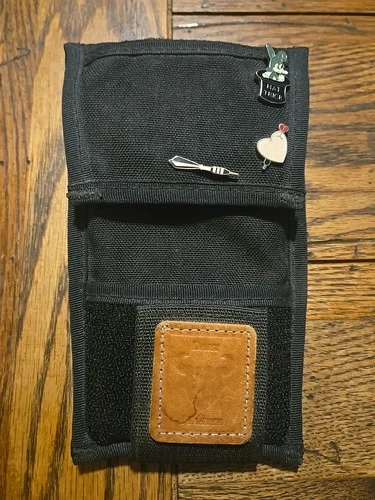 Vintage Dart Master w/ 3 Darts Hard/Soft Case + Pins & Belt Fastener & Supplies