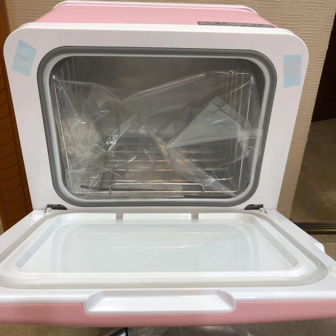 Towel cooler machine top