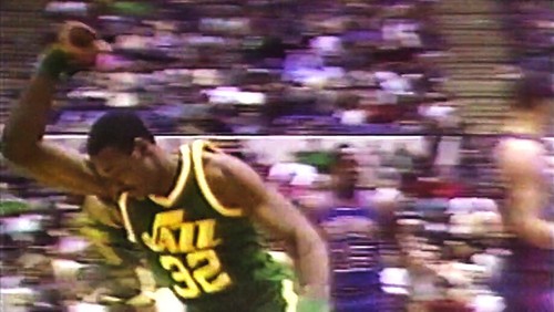 Karl Malone HWC Throwback Utah Jazz Vtg NBA Jersey Men M Adidas #32 Sewn Mailman - Picture 8 of 9