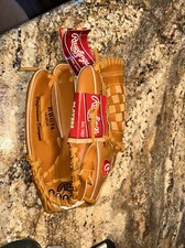 NWT Rawlings RBG74 NY Yankees Derek Jeter Model Youth Baseball Glove Left Hand
