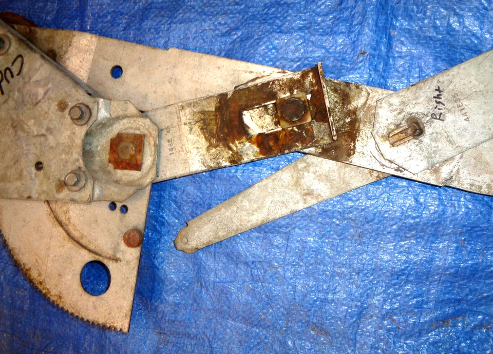 1971 - 74 PLYMOUTH BARRACUDA CUDA 右门窗调节器 原始拖把 工作 GD — 第 4/4 张图片