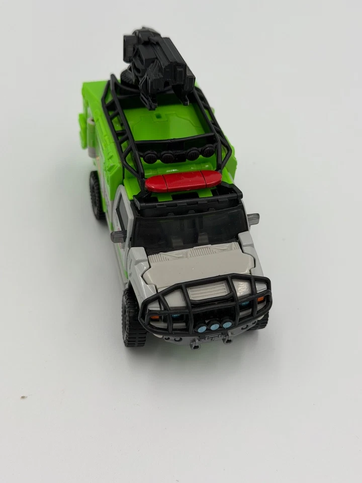 TRANSFORMERS AUTOBOT RATCHET STUDIO SERIES 16 DELUXE CLASS DARK OF THE MOON - Image 4 of 4