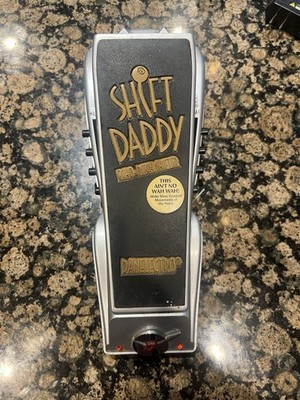 Danelectro DSD-1 Shift Daddy Echo-Pitch Shifter Guitar Effect Pedal Silver