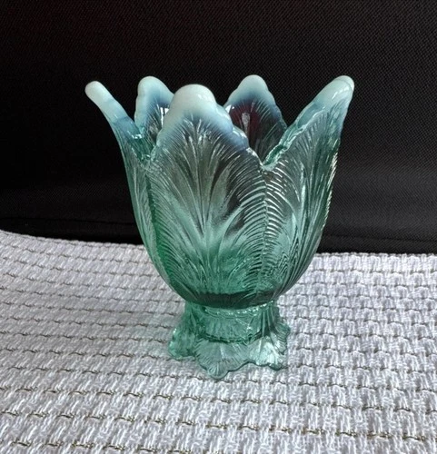 Fenton Glass Bloom 2 Way Candleholder Green Iridescent Rim Collectible 4 1/4”H
