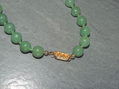 Hermosa Collar Vintage En Piedra Dura Ónix Verde , Años 60 - Imagen 2 de 9