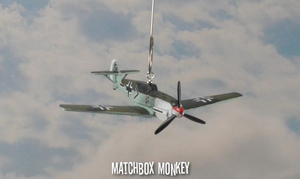 WWII German Bf 109 Messerschmitt Fighter Luftwaffe JG-3 Udet Plane Ornament Me - Image 2 of 4