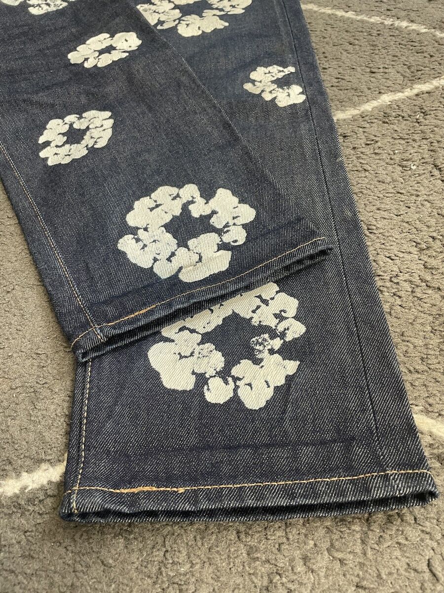 Denim Tears Levi's Raw Denim Cotton Wreath Selvedge Jeans Sz Denim Tears Levi's Raw Denim Cotton Wreath Selvedge Jeans Sz