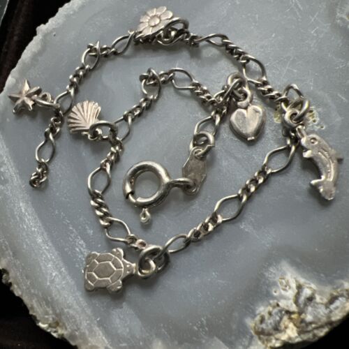 925 Sterling Silver ~ Italy ~ 2mm Figaro Cable VTG Charm Bracelet ~ 7” ~ 4.3g
