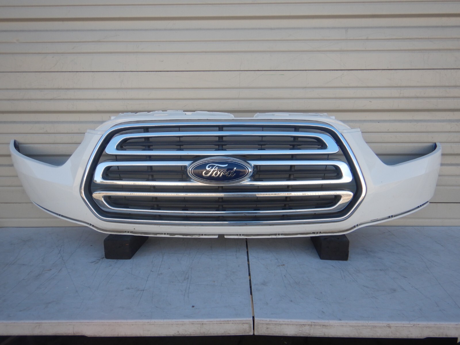 2015-2019 FORD TRANSIT 150 250 350 FRONT BUMPER COVER + GRILL OEM CK41-17B968-B