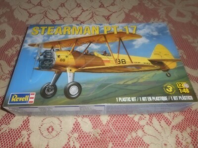 REVELL 5264, 1/48 STEARMAN PT-17 PLASTIC MODEL KIT W/ EXTRAS