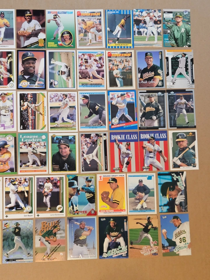 Lote 70 tarjetas de béisbol de atletismo de Oakland sin duplicados McGwire Canseco Henderson Foto 3 de 4