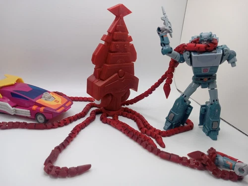 G1 Transformers the Movie Robotic Squid Retro Design for vintage movie display