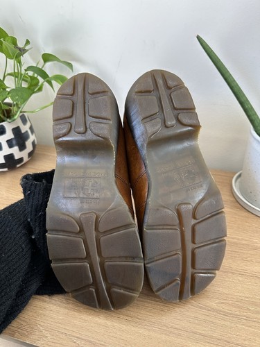 Dr Martens Hecho en Inglaterra Cuero Marrón Grueso Mary Jane Zapatos Reino Unido 7 UE 41 EE. UU. 9 - Imagen 6 de 22