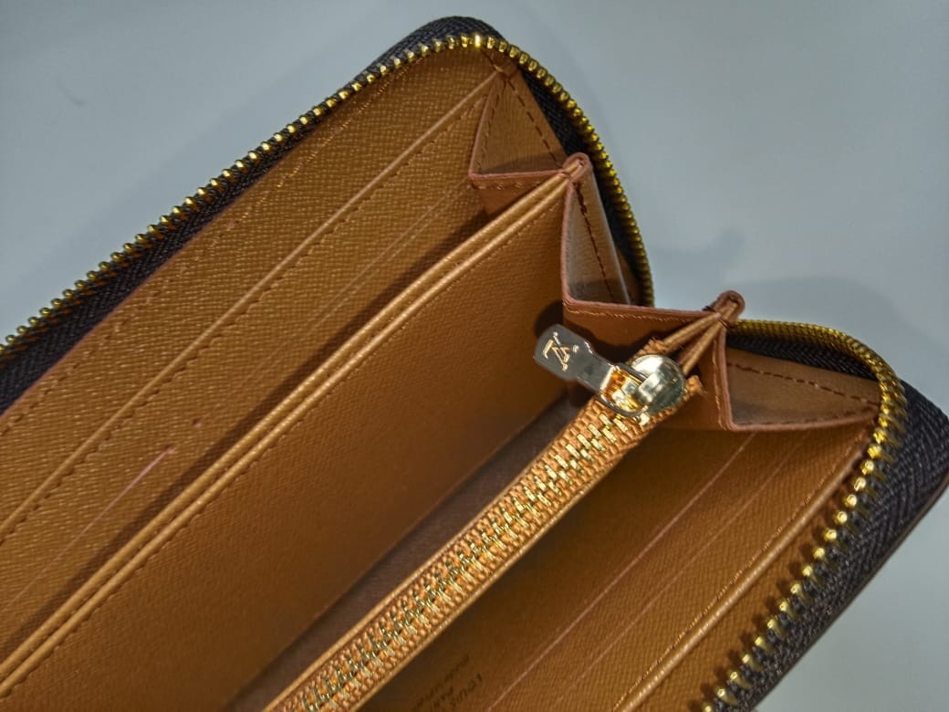 Louis Vuitton Monogram Zippy Long Wallet Round Brown W/Box