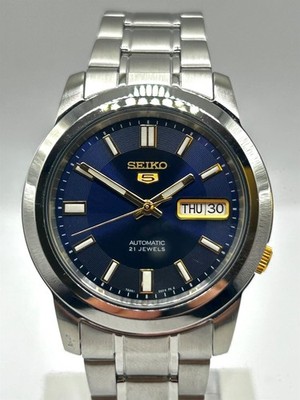 Seiko 5 Automatik blaues Zifferblatt Edelstahlarmband Herrenuhr SNKK11K1
