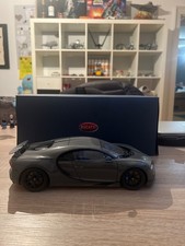 bugatti chiron 1/18 autoart