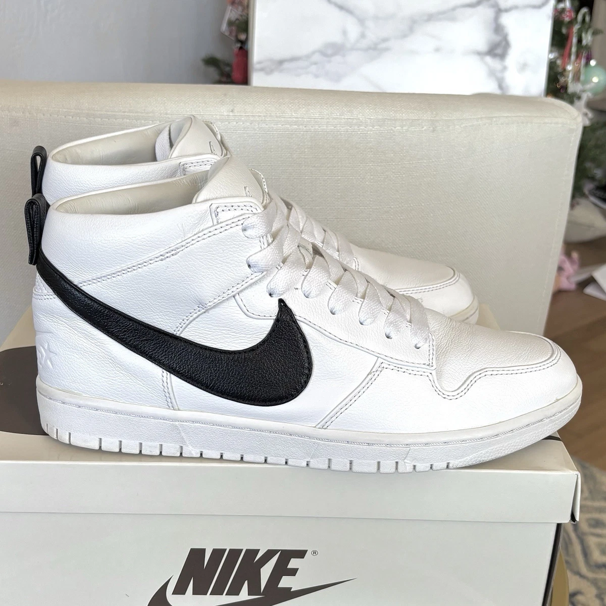 Nike Dunk Lux Sneakers for Men for Sale | Authenticity Guaranteed