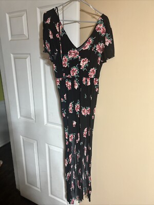 Three Pink Hearts Maxi Dress Size Large Black With Pink Flowers Two Leg Slits