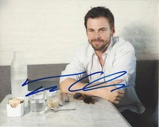 ACTOR TOMMY DEWEY SIGNED CASUAL 8X10 PHOTO B W/COA NOW WE'RE TALKING 17 AGAIN