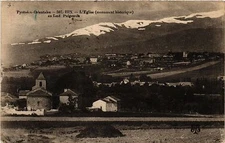 Old postcard AK Pyrénées-Orientales HIX L'Église (Mon. hst. au fond Puigcerda (451394)