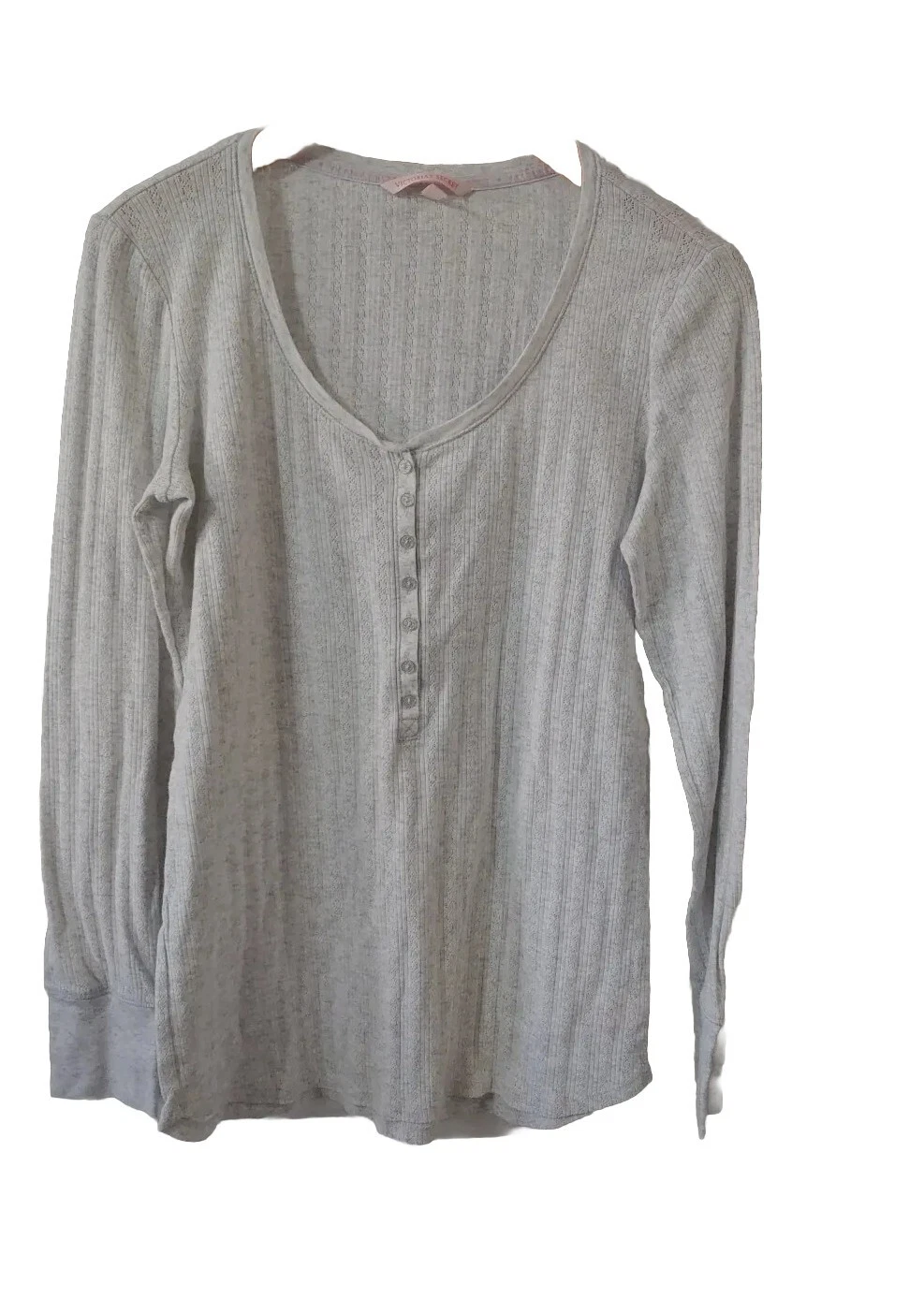 victoria-secret-vs long sleeve pullover v-neck base-layer