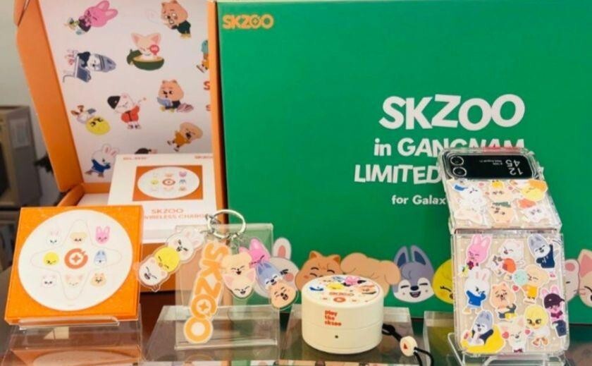 SLBS x Stray Kids SKZOO in Samsung Gangnam Limited Edition for