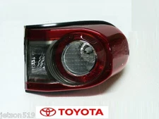 Genuine Toyota FJ Cruiser Right Rear Tail Light Lamp  OEM OE 2012 2013 2014