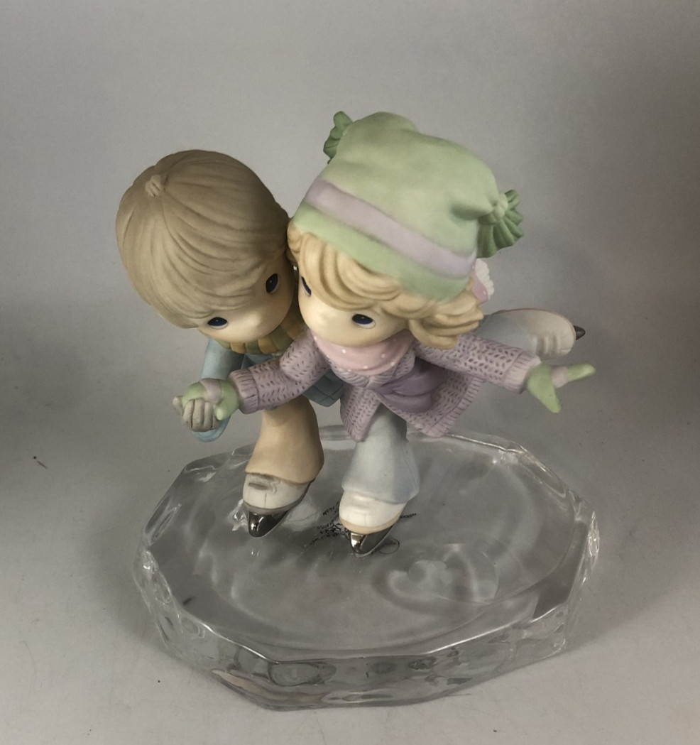 Precious Moments Skaters, Our Love Makes A Lasting Impression, 910065, NEW