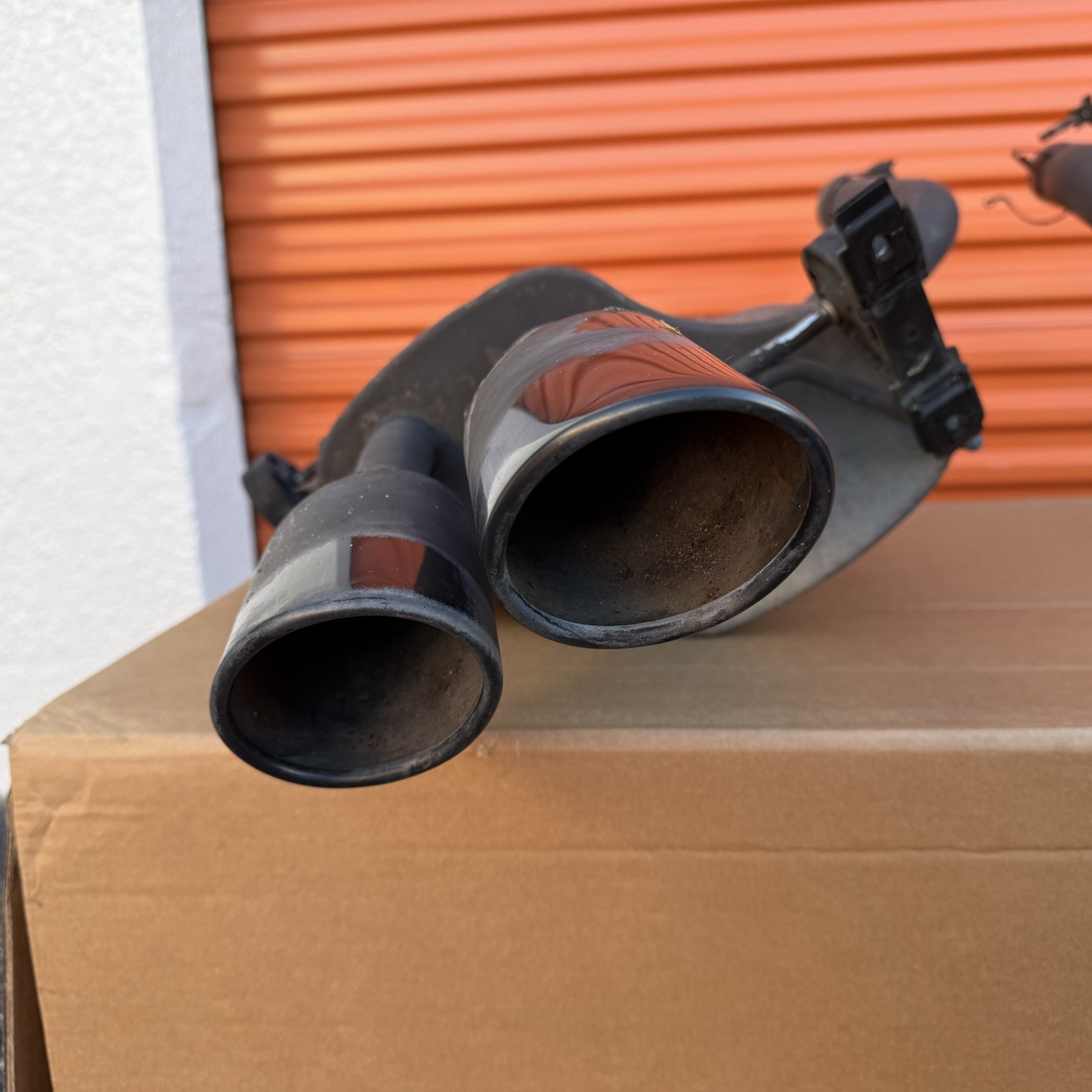 Maserati Quattroporte M139 Exhaust Mufflers Tips Left Right Pair Set OEM 57K