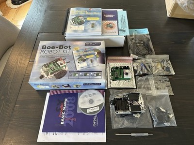 New Parallax Boe-Bot Robot Kit USB #28832  Stamp 2 STEM - ALL ORIGINAL PARTS!