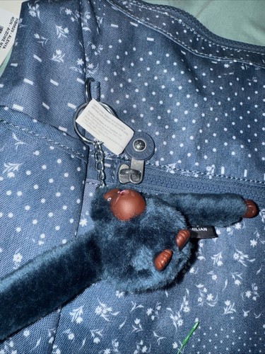Kipling Itska Aizome Madras Navy Print NWT Lightweight Blue Print - Picture 2 of 13
