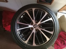 2018-2023 Toyota Camry Rims/Tires 235/45/R18