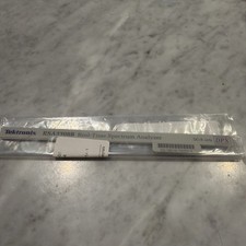 (1) Tektronix RSA3308B Real-Time Spectrum Analyzer Front Label