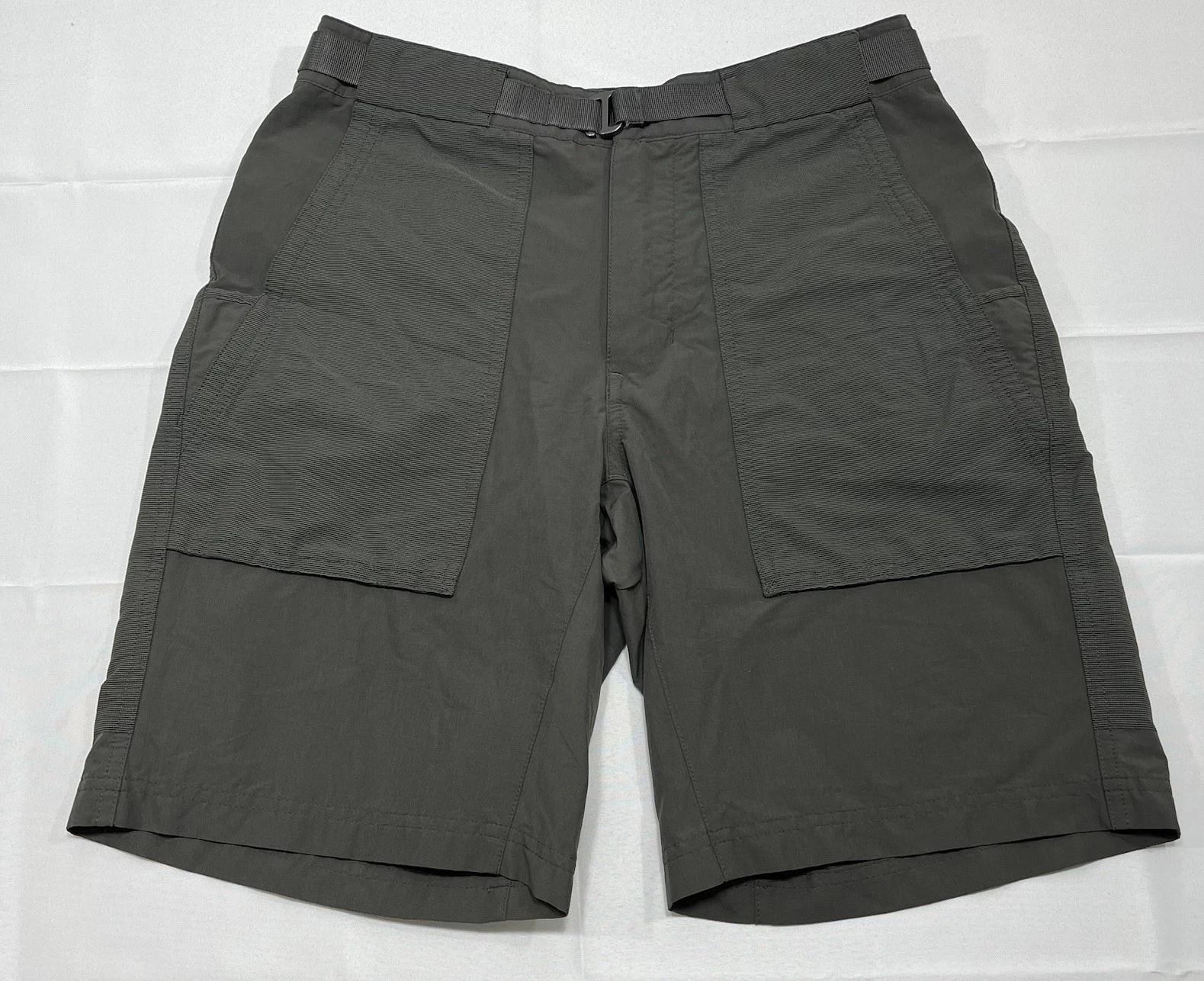 REI Co-Op Shorts Mens 32x9” Gray Cargo Nylon Lightweight Hiking Hybrid Casual