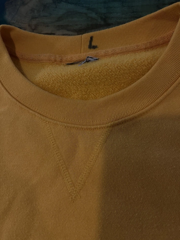 Vintage Yellow Short Sleeve V Sweatshirt Blank Size Large - Image 2 of 4