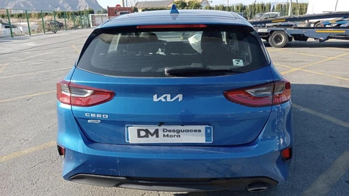 Portiera Anteriore Destra per KIA CEED (CD) * 2023 7104318 - Foto 7 di 10