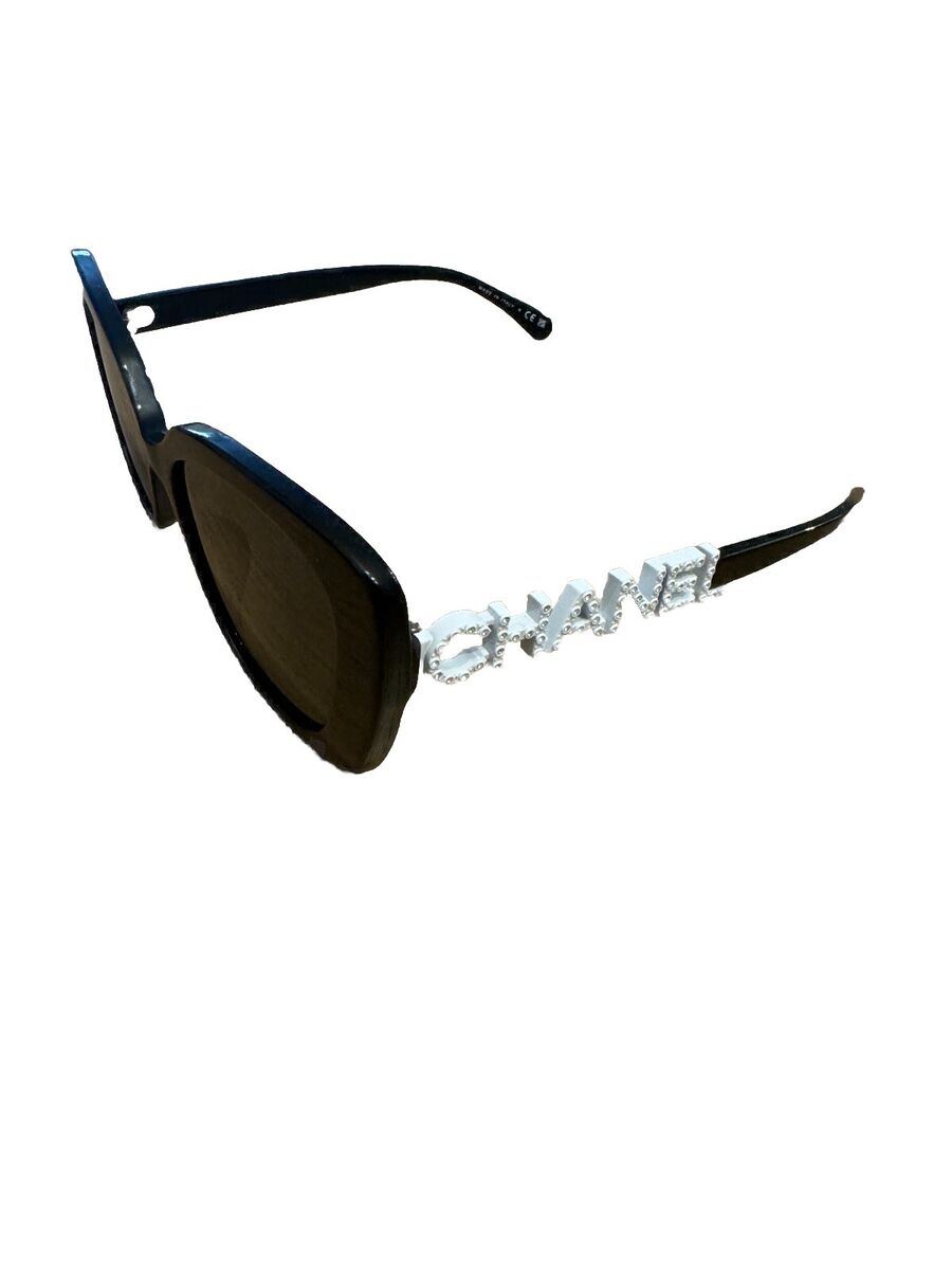 Authentic CHANEL Acetate Strass Square Sunglasses 5422-B-A Authentic CHANEL Acetate Strass Square Sunglasses 5422-B-A