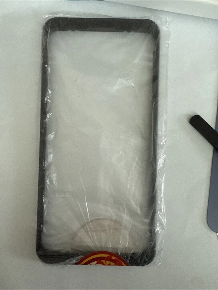 iPhone 14 Pro Max Screen Protecters x4  - Изображение 4 из 4