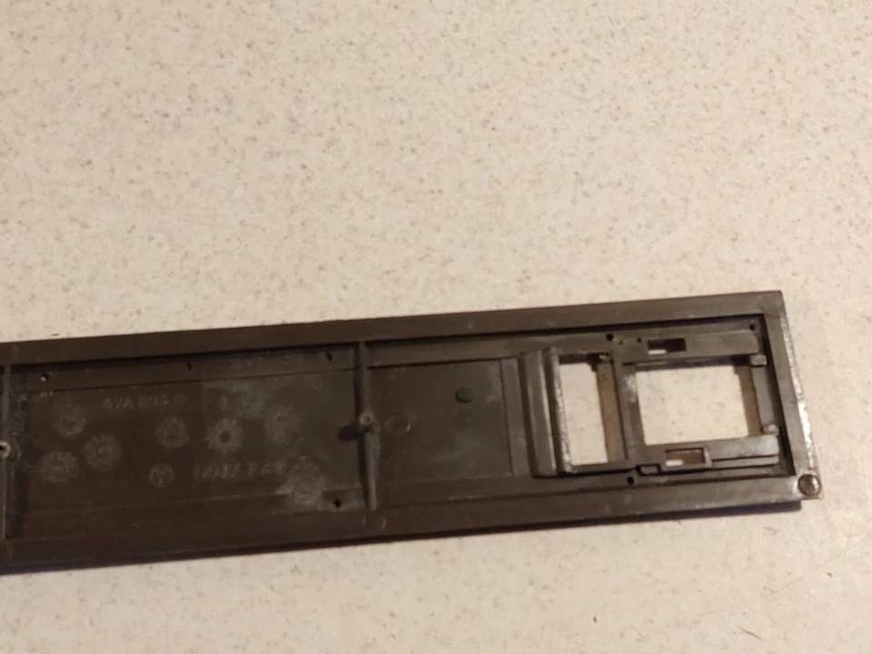 Chrysler Lebaron 1987 OEM panel de puerta correa de tracción y moldura Foto 4 de 4