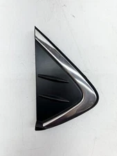 TOYOTA SIENNA FRONT RIGHT PASSENGER SIDE FENDER CORNER MOLDING OEM 2021 - 2023