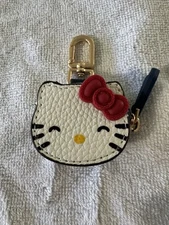 Smiling Happy Hello Kitty Bag Charm AirTag Holder Change Purse Cute New Trendy